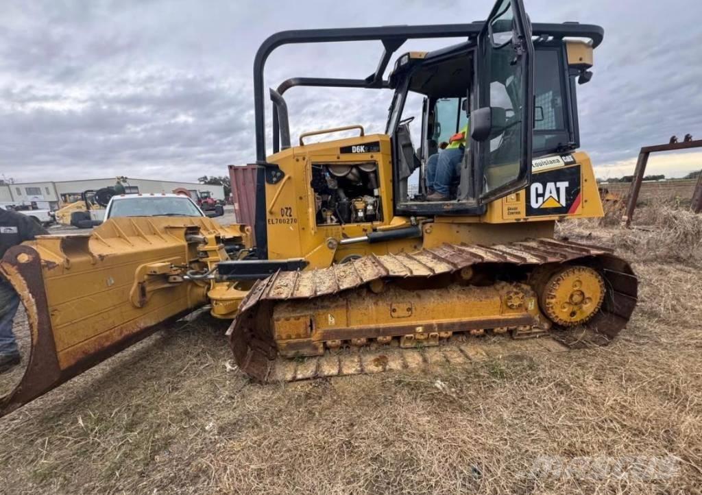 CAT D 6 M Spycharki gąsienicowe