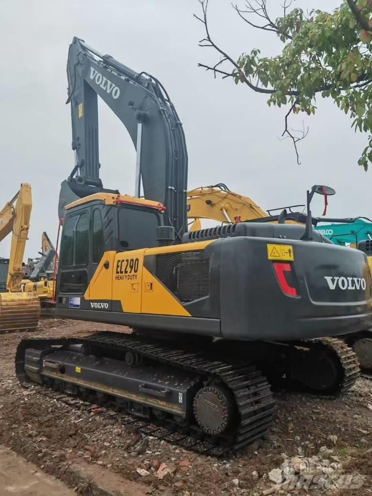 Volvo 290D Koparki gąsienicowe