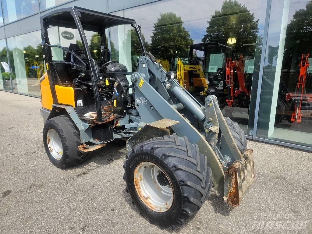 GiANT v5003 x-tra Miniładowarki