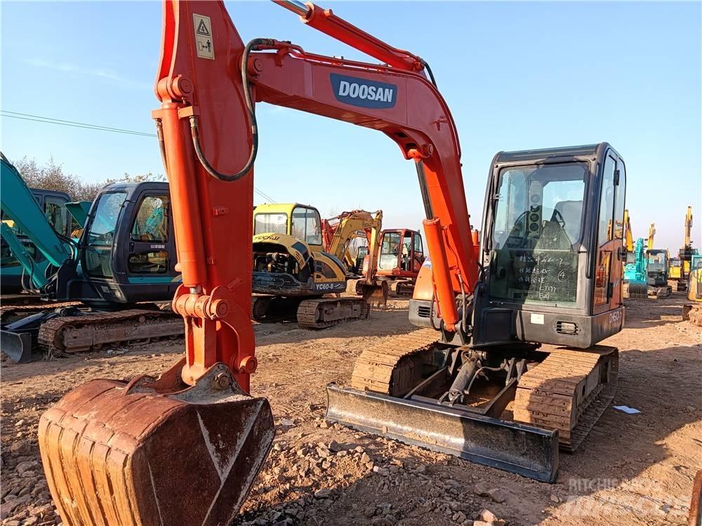 Doosan DH 60-7 Minikoparki