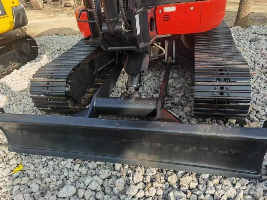 Kubota 165 Koparki gąsienicowe
