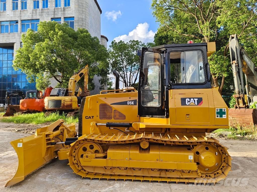 CAT D 5 K Spycharki gąsienicowe