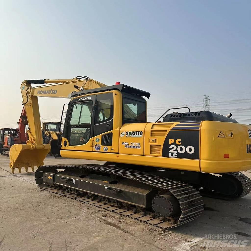 Komatsu PC 200LC Koparki gąsienicowe