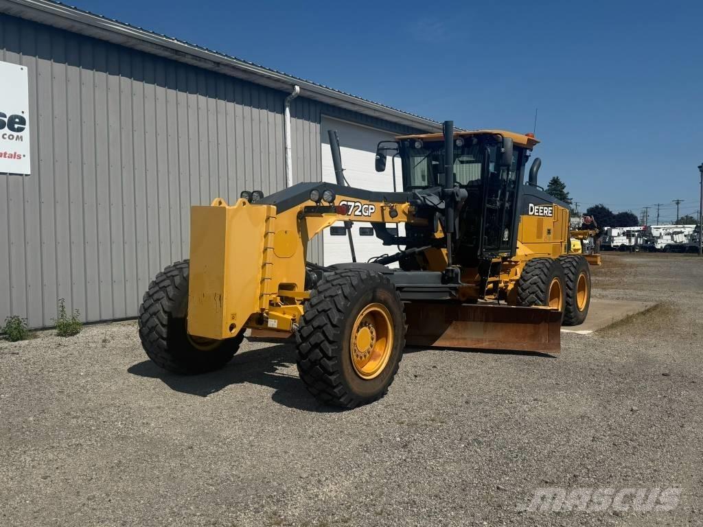 John Deere 672 GP Równiarki