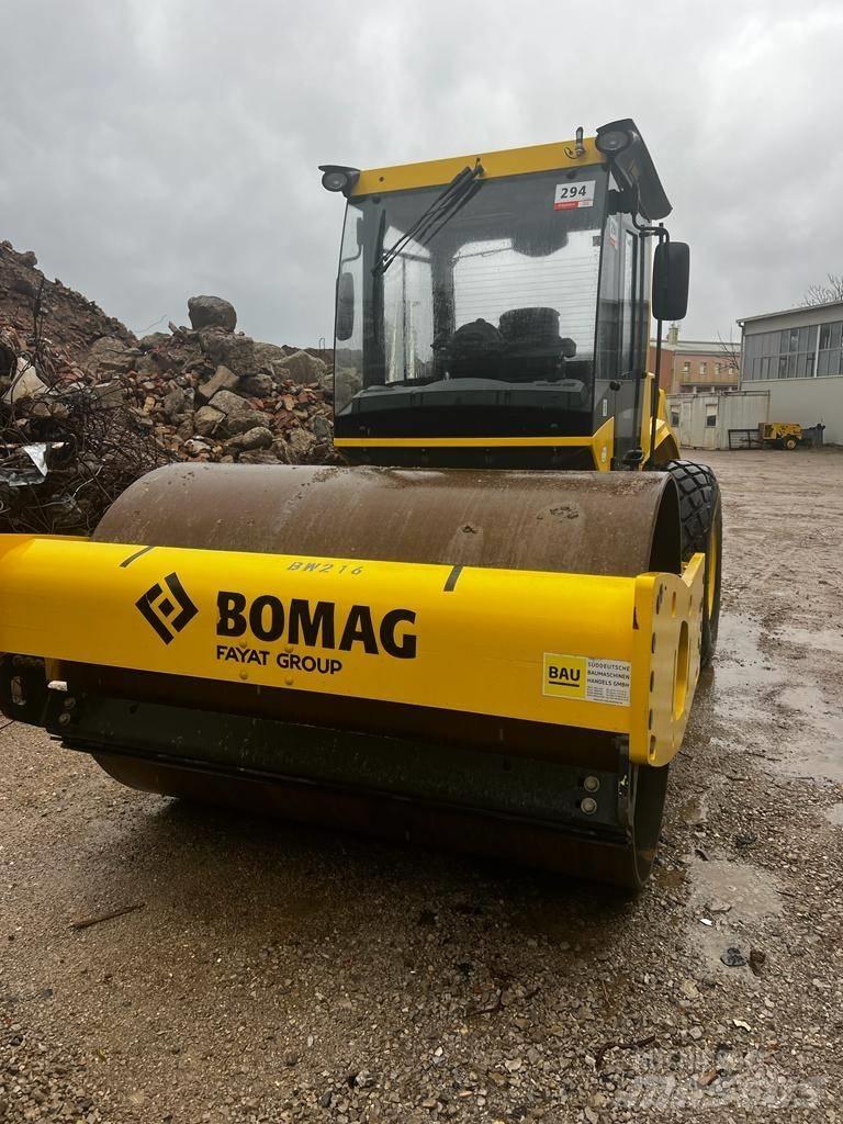 Bomag BW211 D5 Walce jednobębnowe
