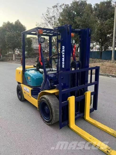 Komatsu FD 30 T-14 Wózki Diesla