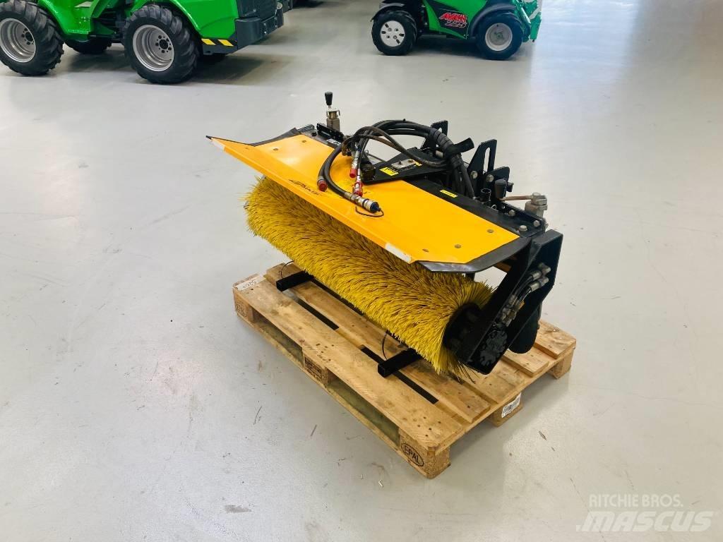 GMR Kost 120 cm Zamiatarki - Zgarniarki - Odśnieżarki