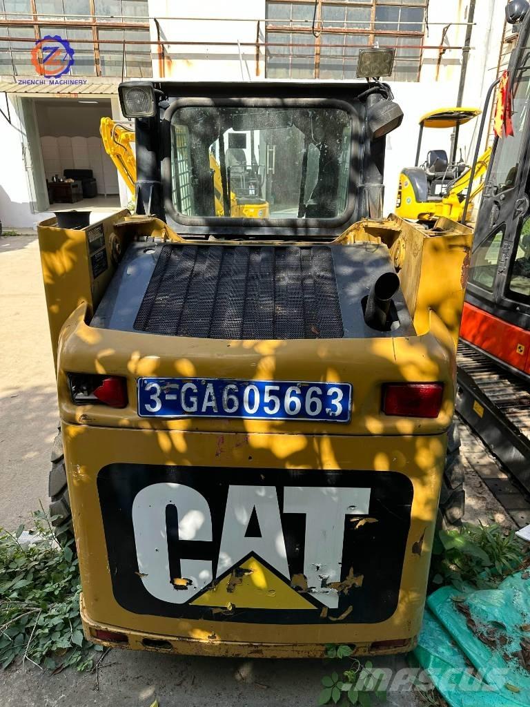 CAT 226 B Ładowarki burtowe