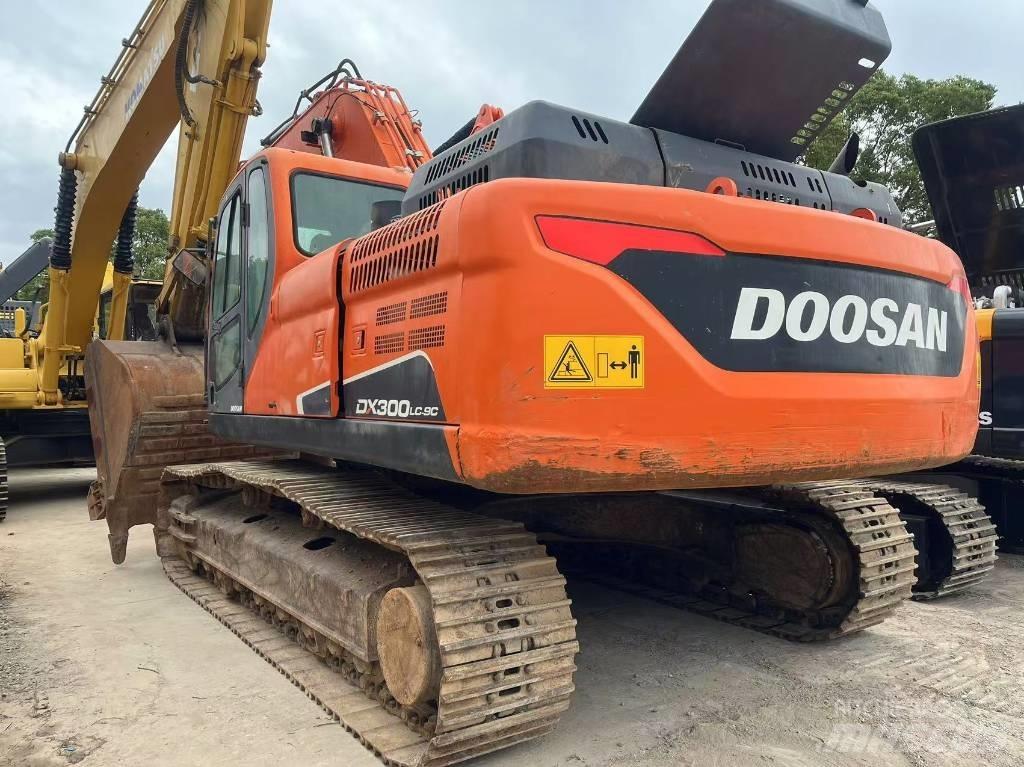 Doosan DX300LC-9C Koparki gąsienicowe
