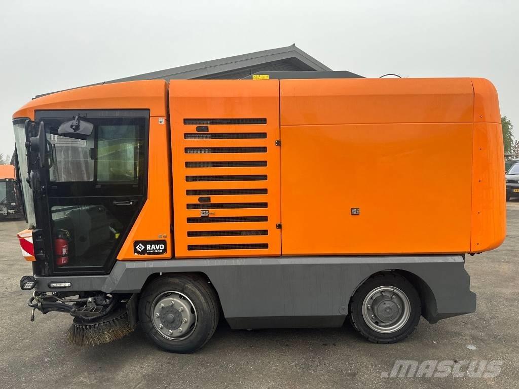 Ravo 540STH Zamiatarki - Zgarniarki - Odśnieżarki