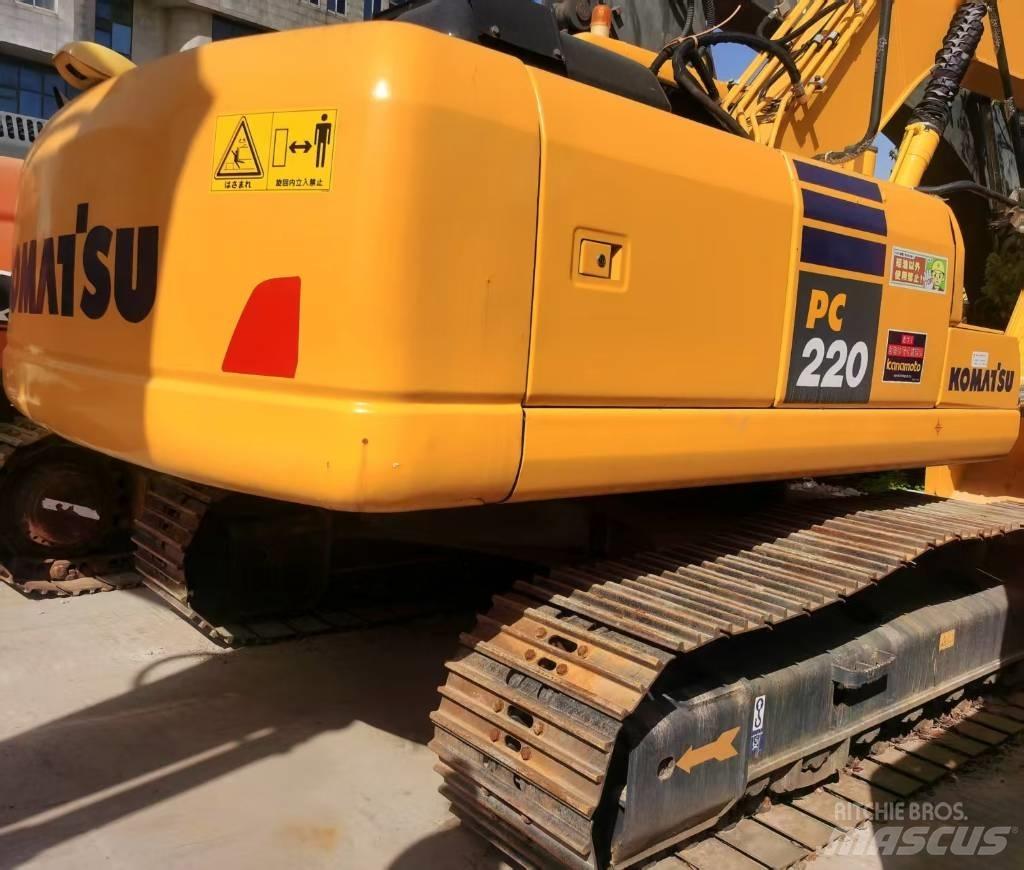 Komatsu PC 220-7 Koparki gąsienicowe