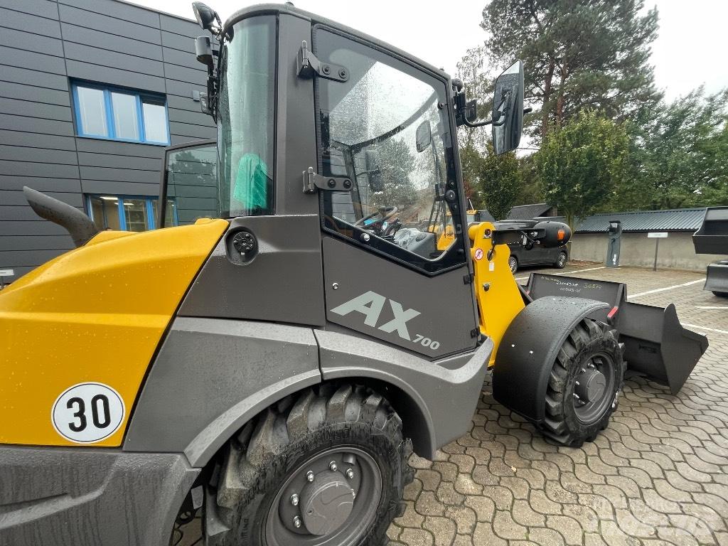 Mecalac AX700 Ładowarki kołowe