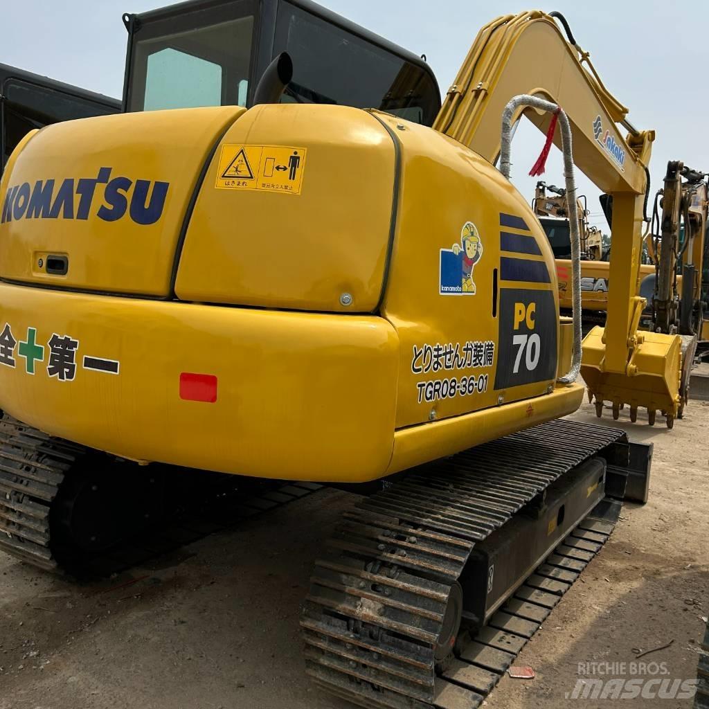 Komatsu 70-8 Koparki gąsienicowe