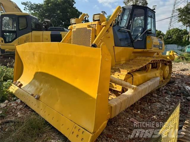 Komatsu D 85 Spycharki gąsienicowe