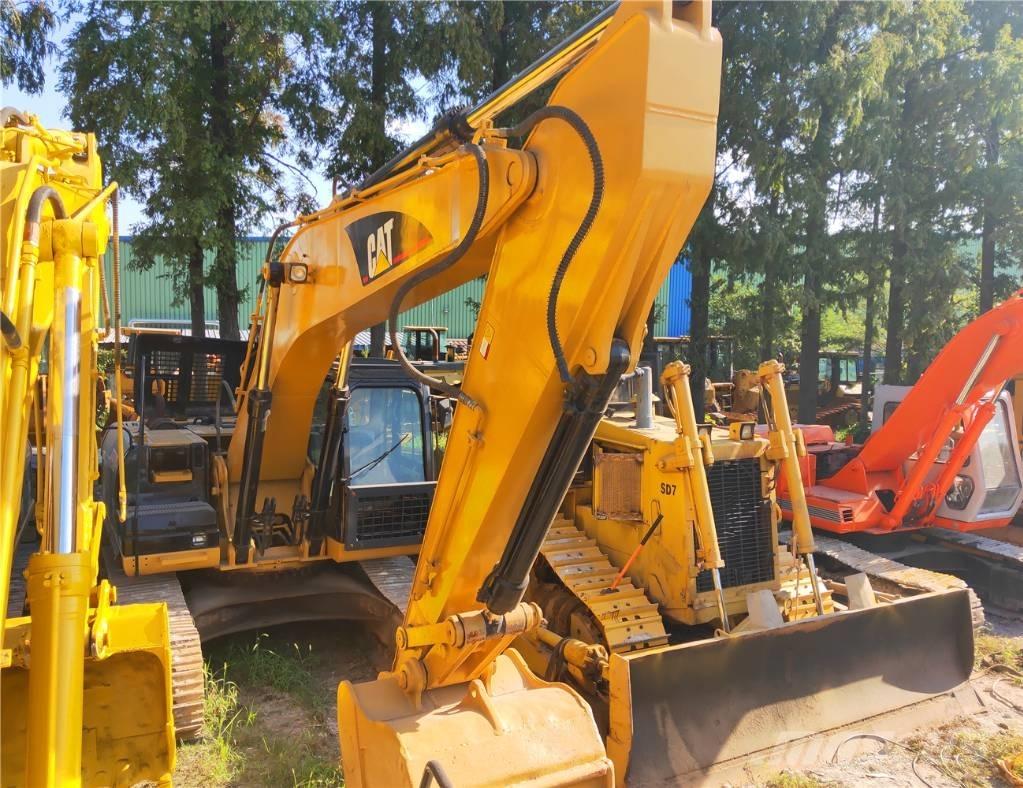 CAT 325C Koparki gąsienicowe