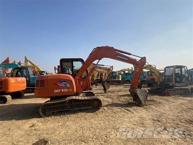 Doosan DH70-7 Koparki gąsienicowe