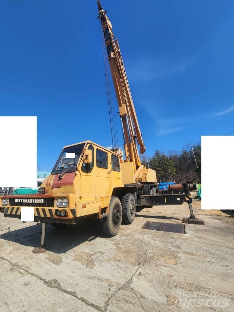 Hyundai HC 50 Żurawie szosowo-terenowe