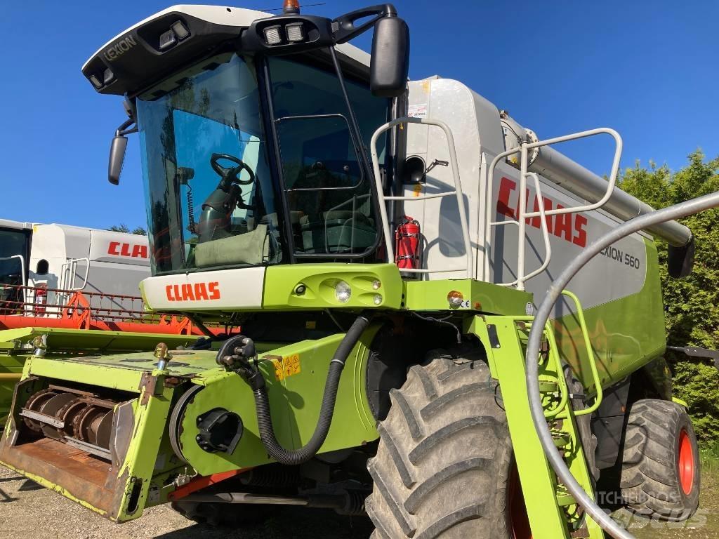 CLAAS LEXION 560 Kombajny zbożowe