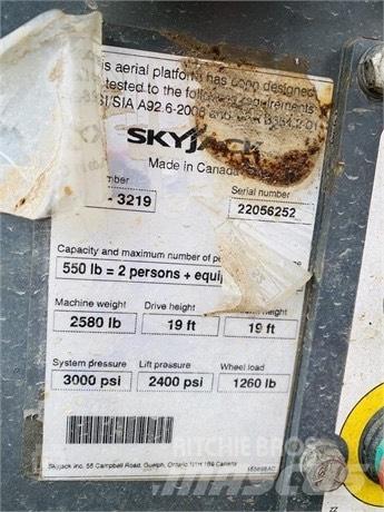 SkyJack SJ 3219 Podnośniki nożycowe