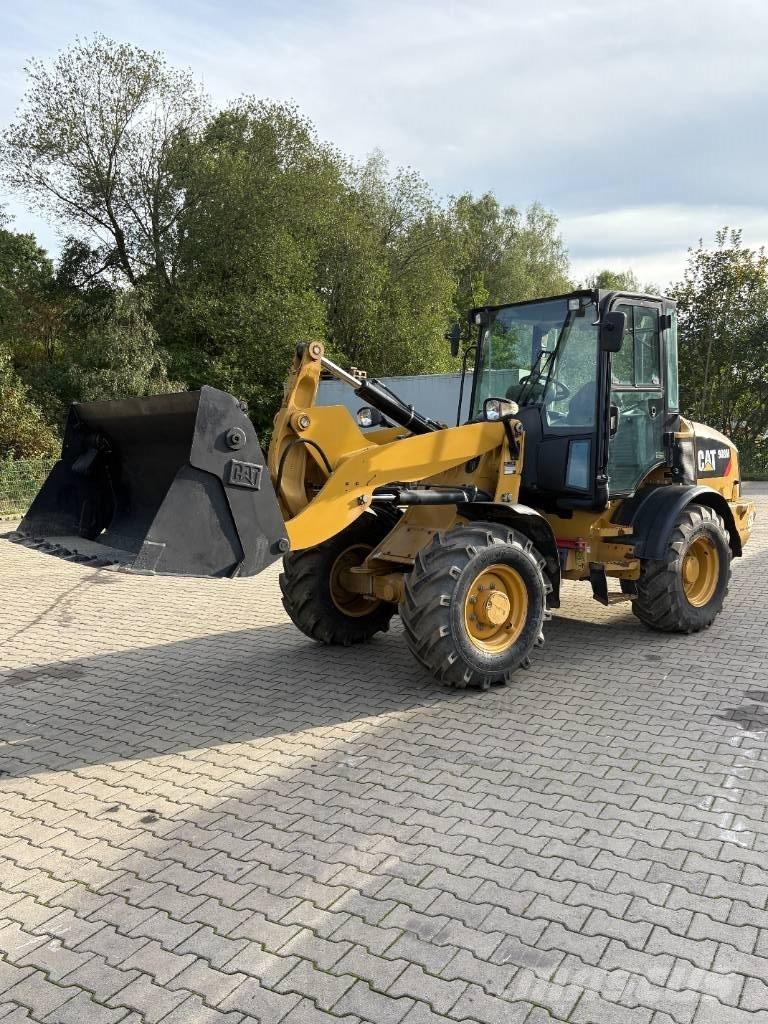CAT 908M Ładowarki kołowe