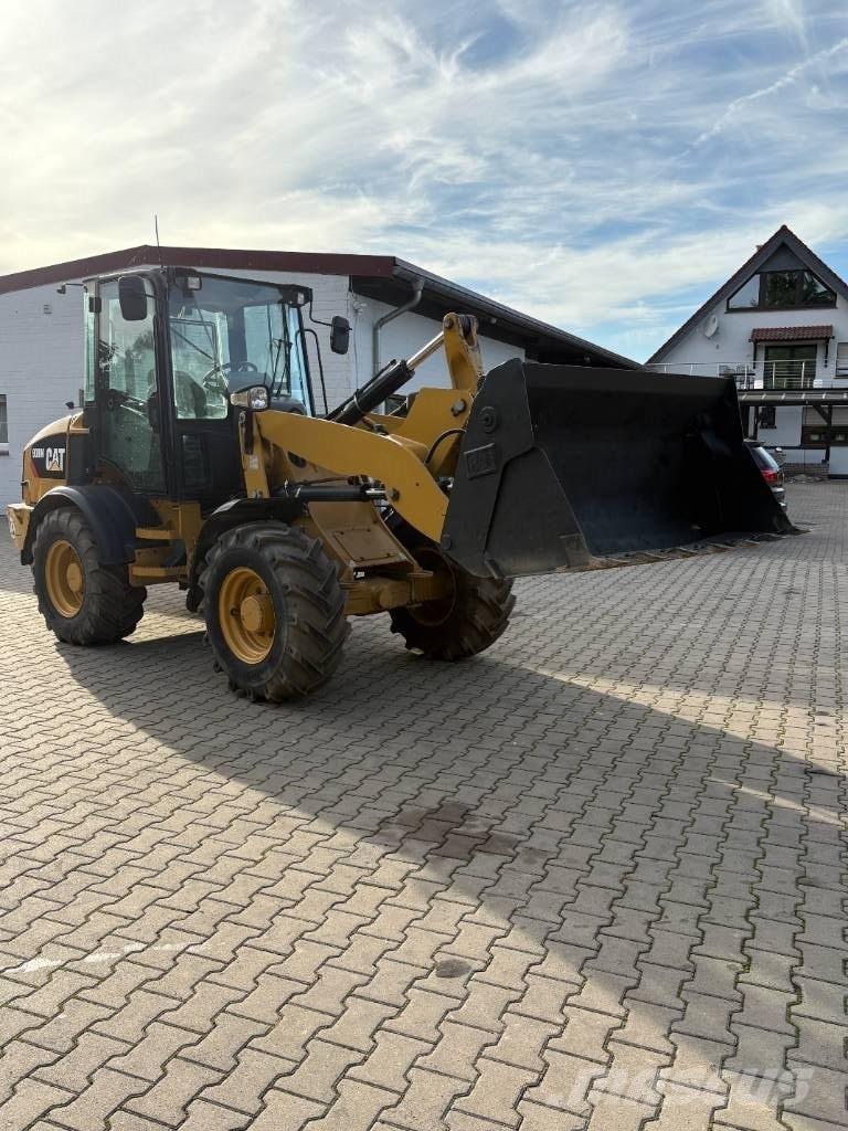 CAT 908M Ładowarki kołowe