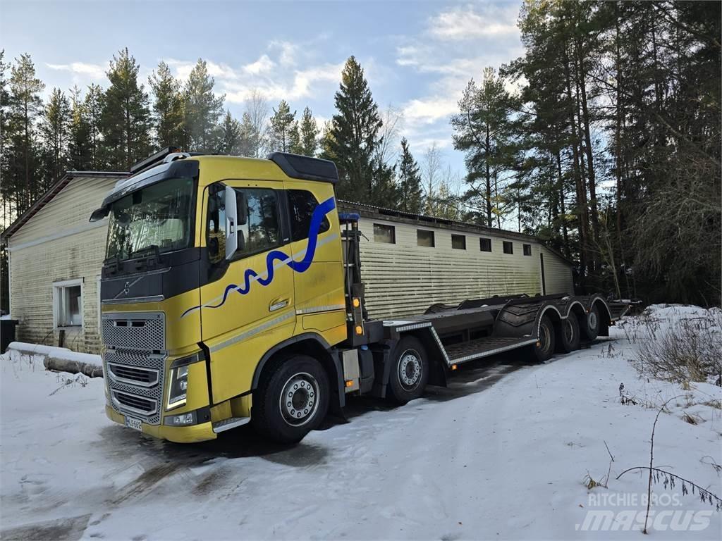 Volvo FH 16 750 Samochody do przewozu maszyn leśnych