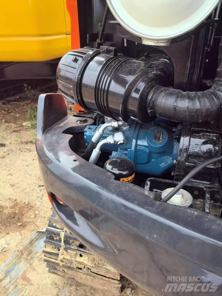 Doosan DX 60 Koparki gąsienicowe