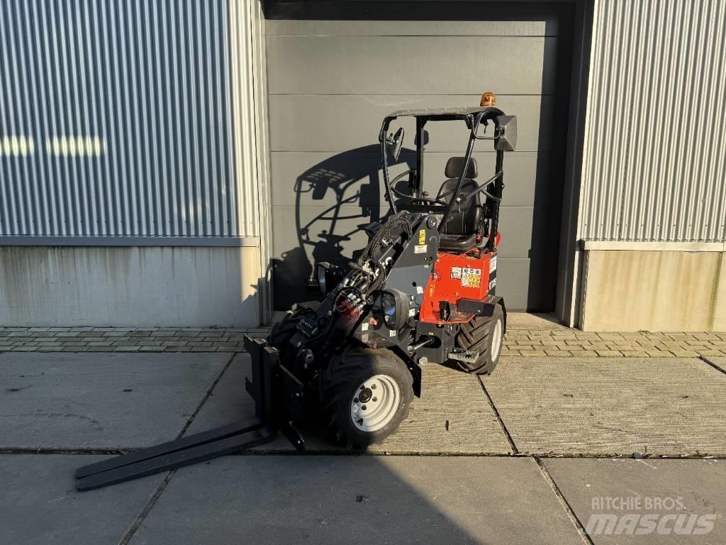 Kubota RT105T-2 Inny sprzęt do obsługi inwentarza żywego