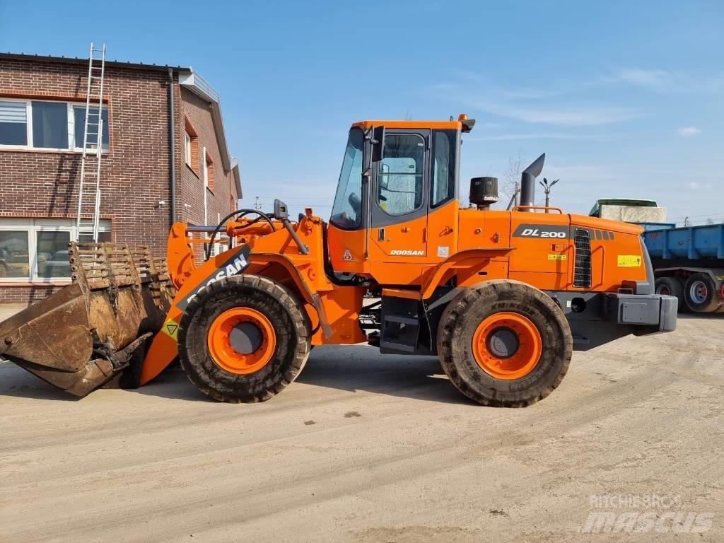 Doosan DL 200 Ładowarki kołowe