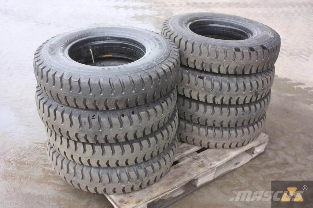  Onbekend 7.00-16LT Opony, koła i felgi