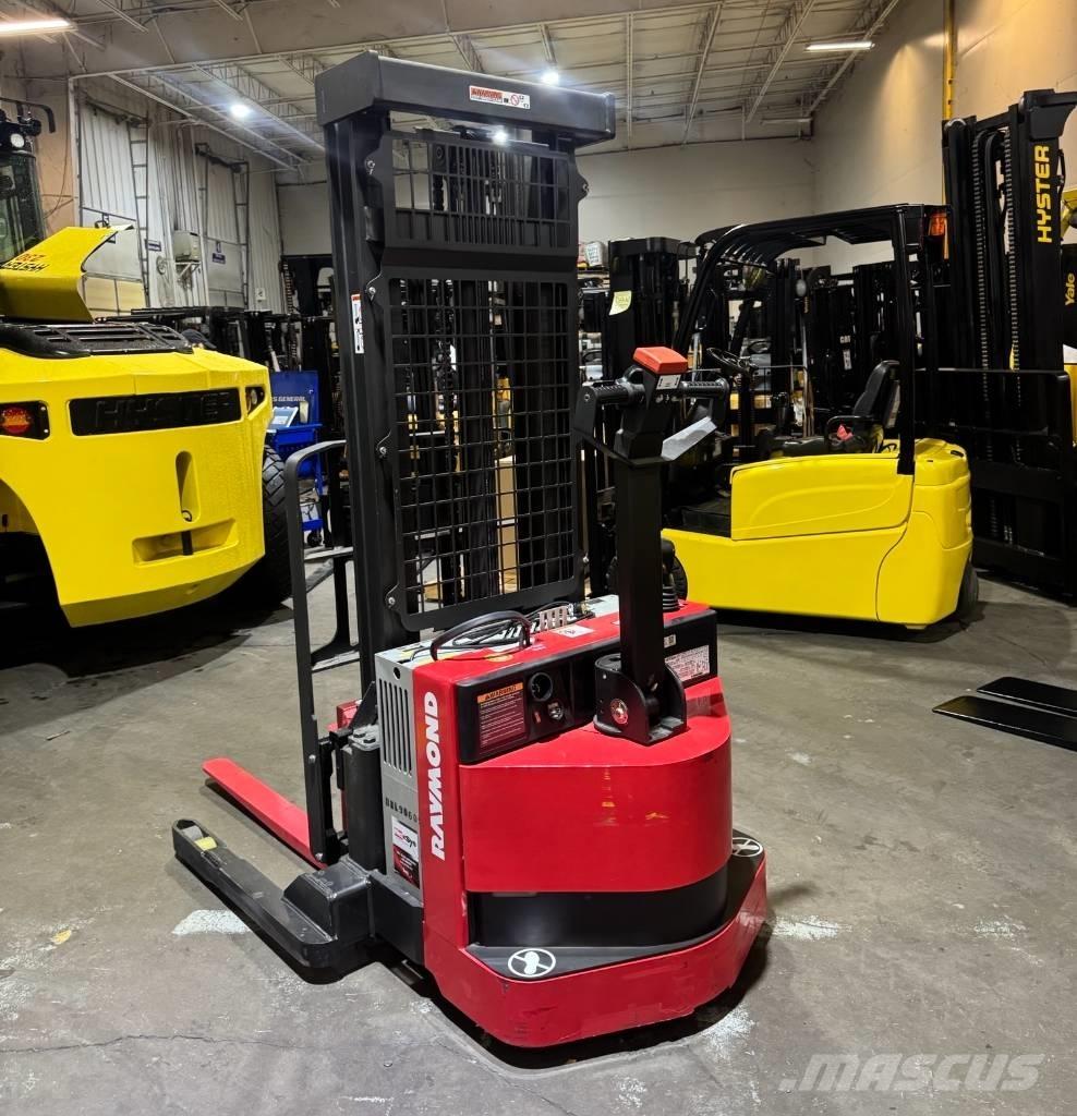 Raymond RSS40 Samojezdne maszyny do załadunku