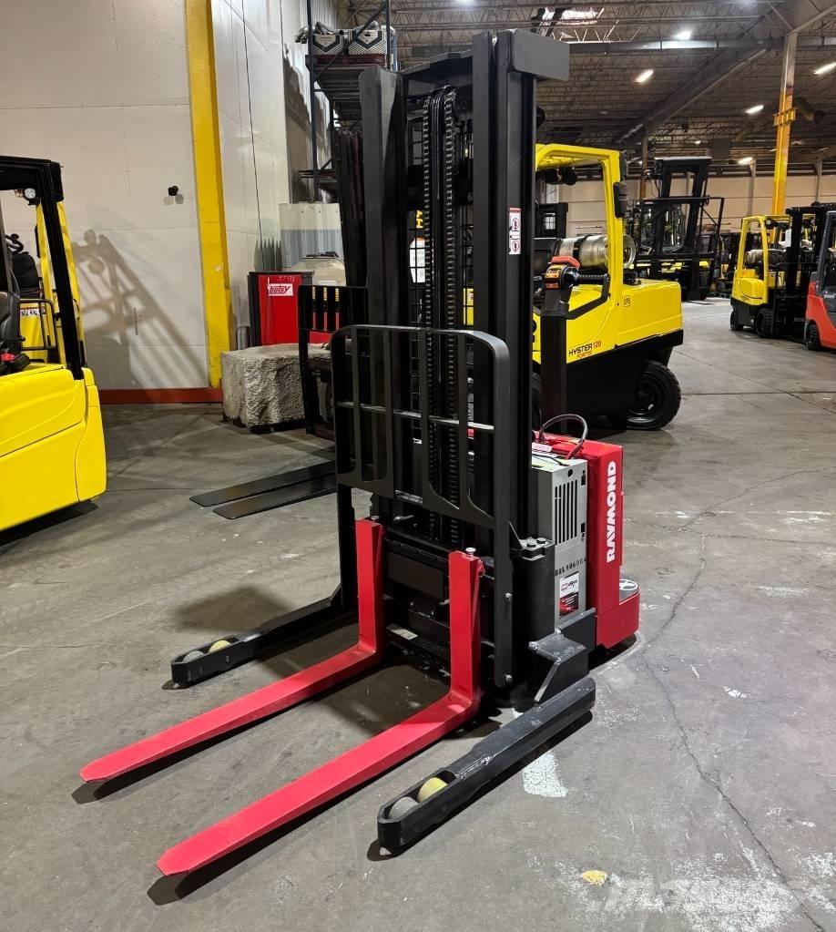 Raymond RSS40 Samojezdne maszyny do załadunku