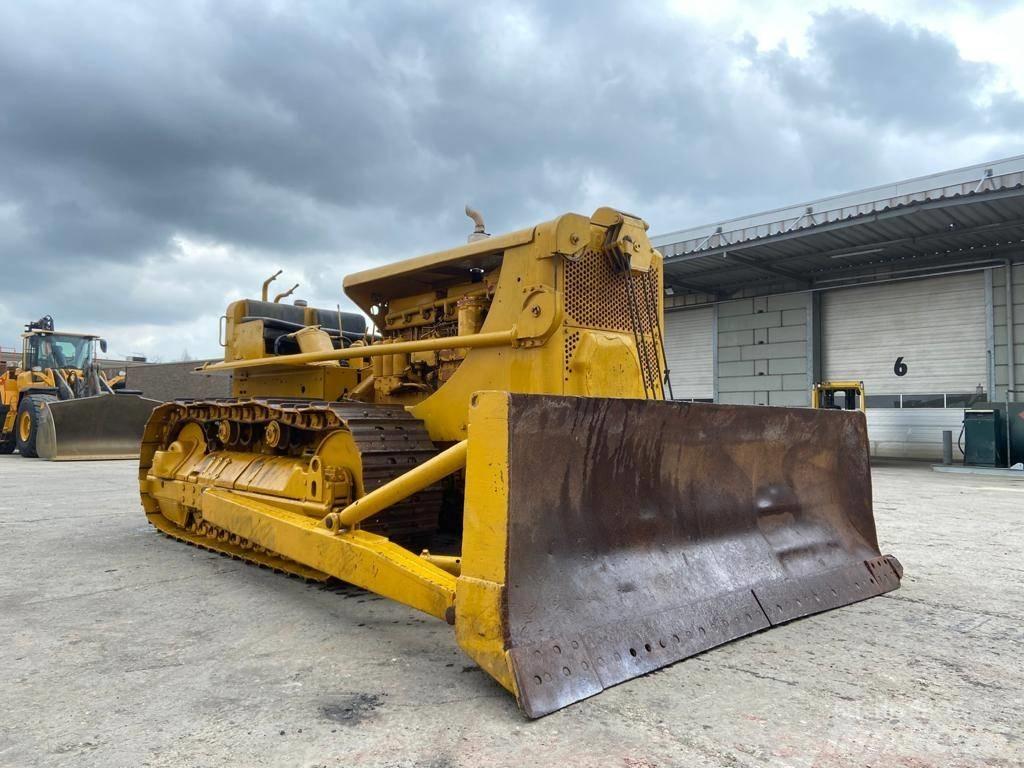 CAT D 8 Spycharki gąsienicowe