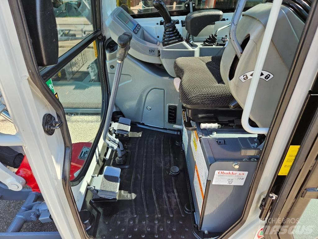 Takeuchi tb216 Minikoparki