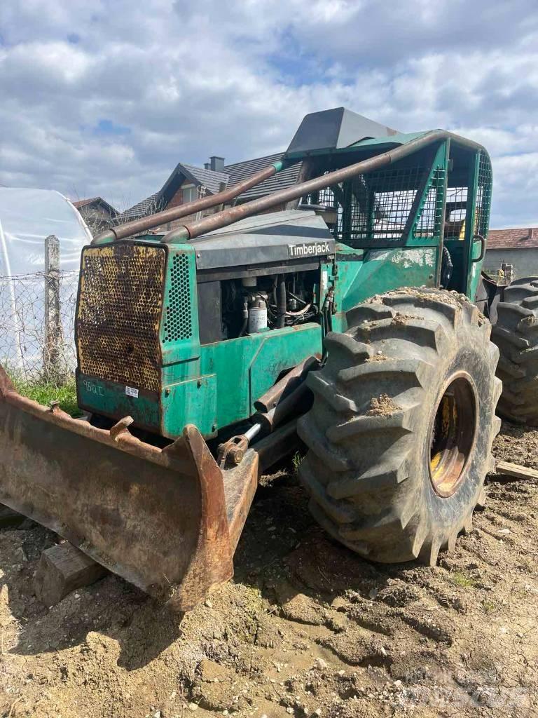 Timberjack 240A Skidery
