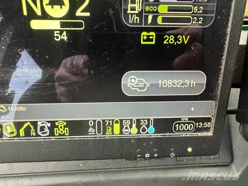 Komatsu 845 Forwardery