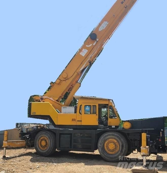 Kato KR35H-V Żurawie terenowe
