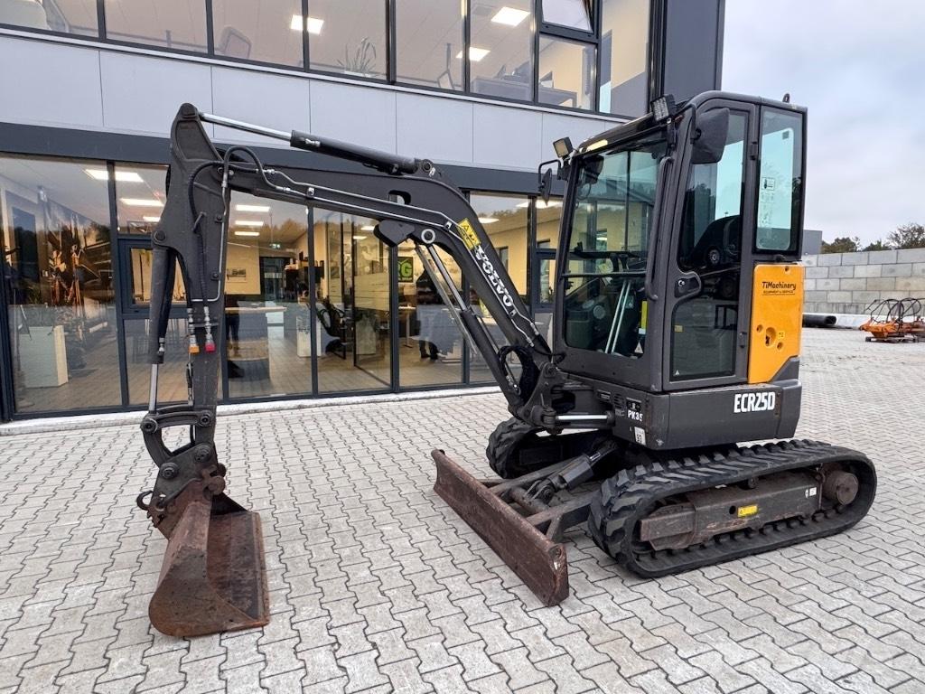Volvo ECR 25 D Minikoparki