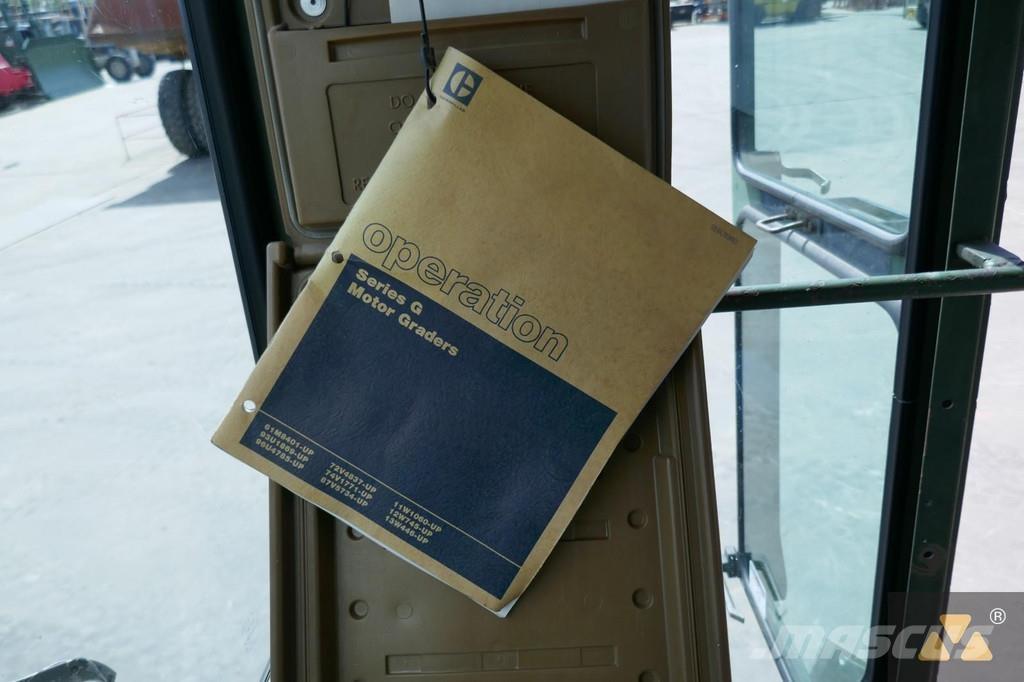 CAT 130G Ex-army Równiarki