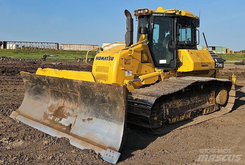 Komatsu D 71 PXI-24 Spycharki gąsienicowe