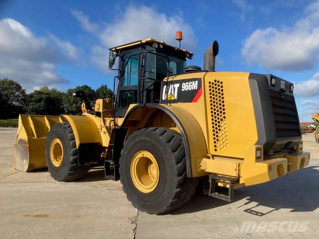 CAT 966 M Ładowarki kołowe