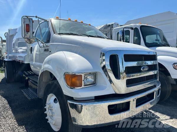 Ford F 750 Śmieciarki