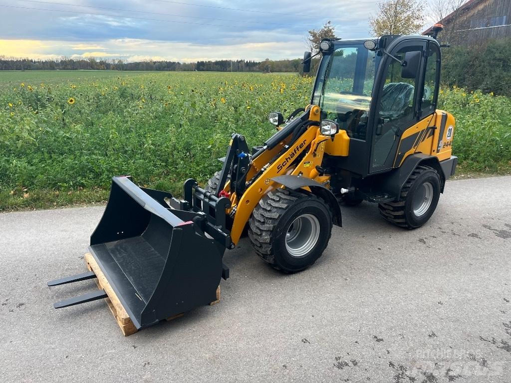 Schäffer 2445S Ładowarki burtowe