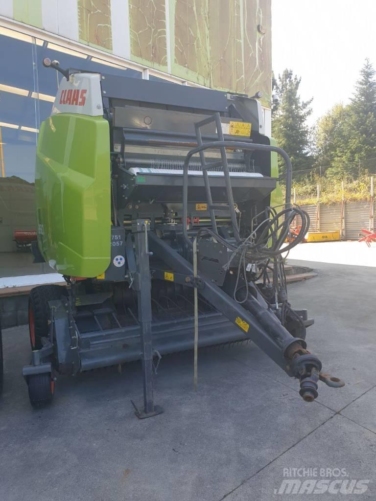 CLAAS Variant 360 Prasy zwijające