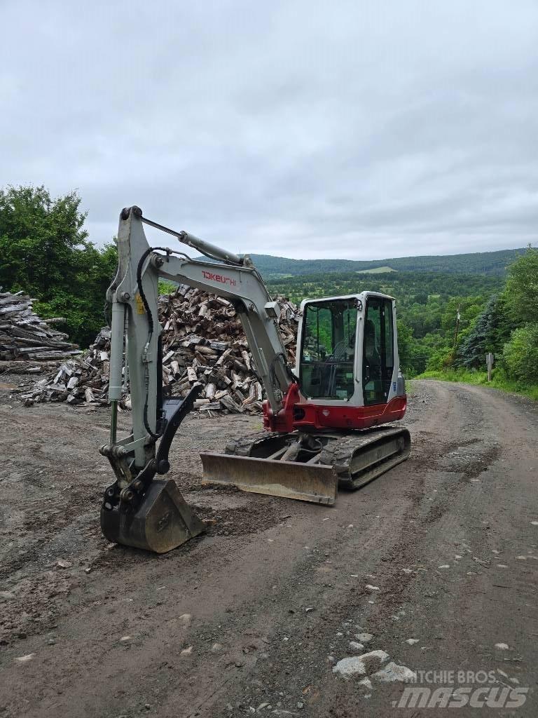 Takeuchi TB 250 Minikoparki