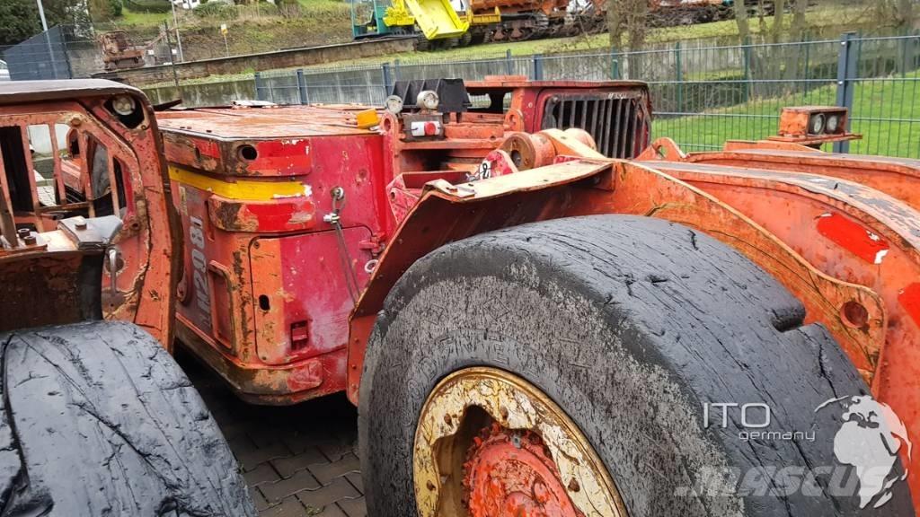Sandvik LH 208 L Ładowarki górnicze