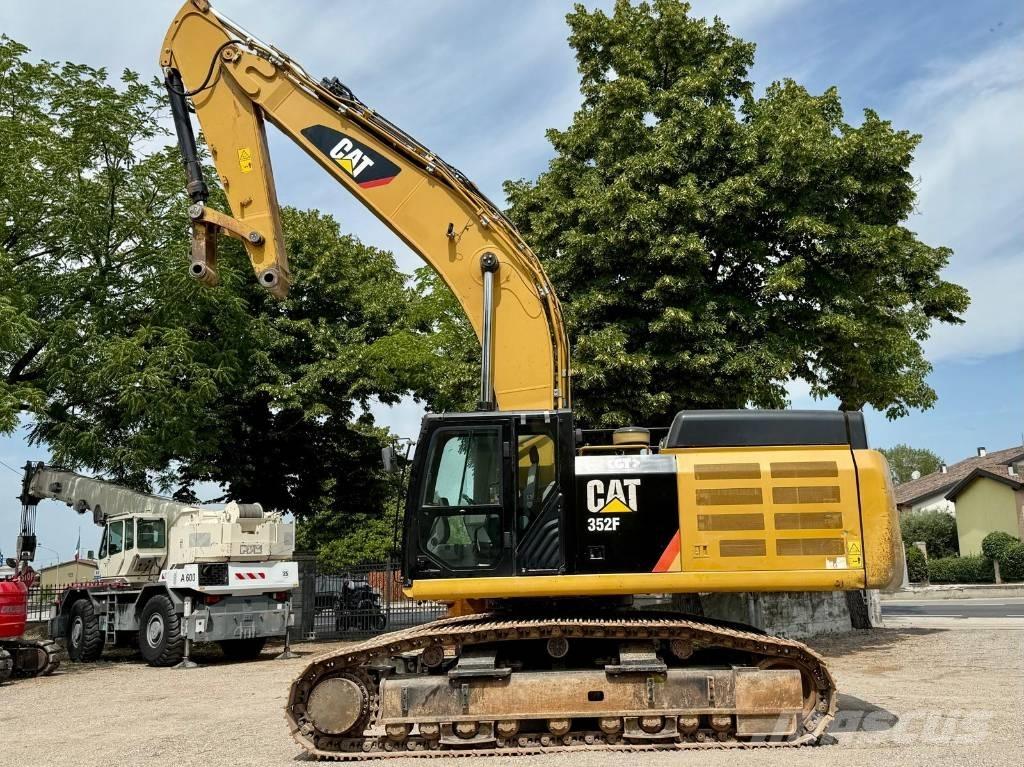 CAT 352 F Koparki gąsienicowe