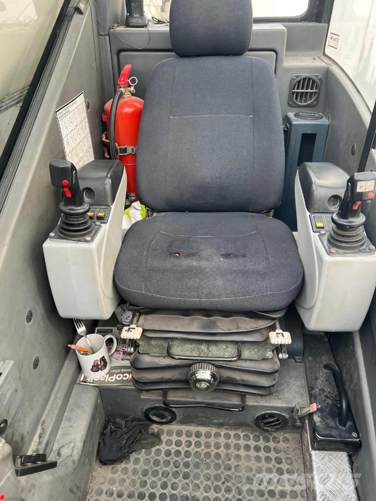 Grove GMK 4080-1 Żurawie szosowo-terenowe