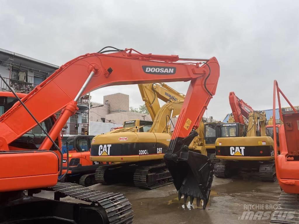 Doosan DX 225 Koparki gąsienicowe