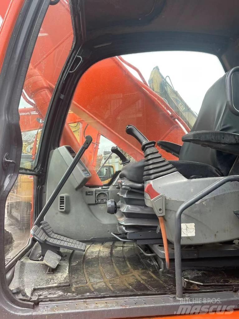 Doosan DX 225 Koparki gąsienicowe